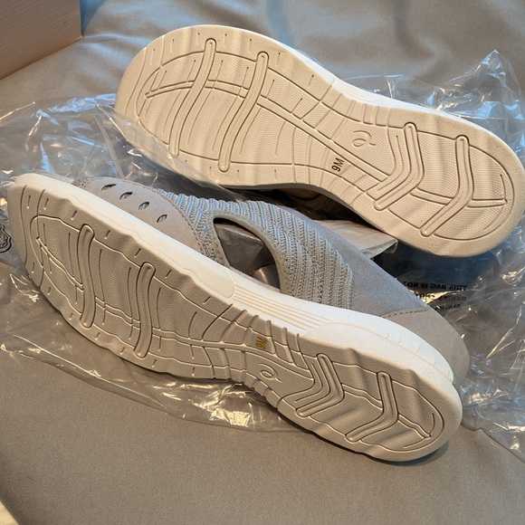 Easy Spirit Traciee 2 sandals - Picture 2 of 7